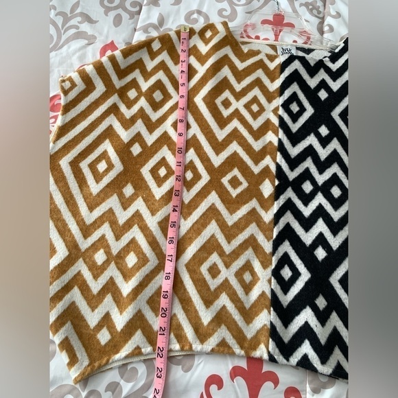 𝅺ivy Jane Sweater Poncho Pullover Style Top Mixed Geometric Print - Picture 7 of 13